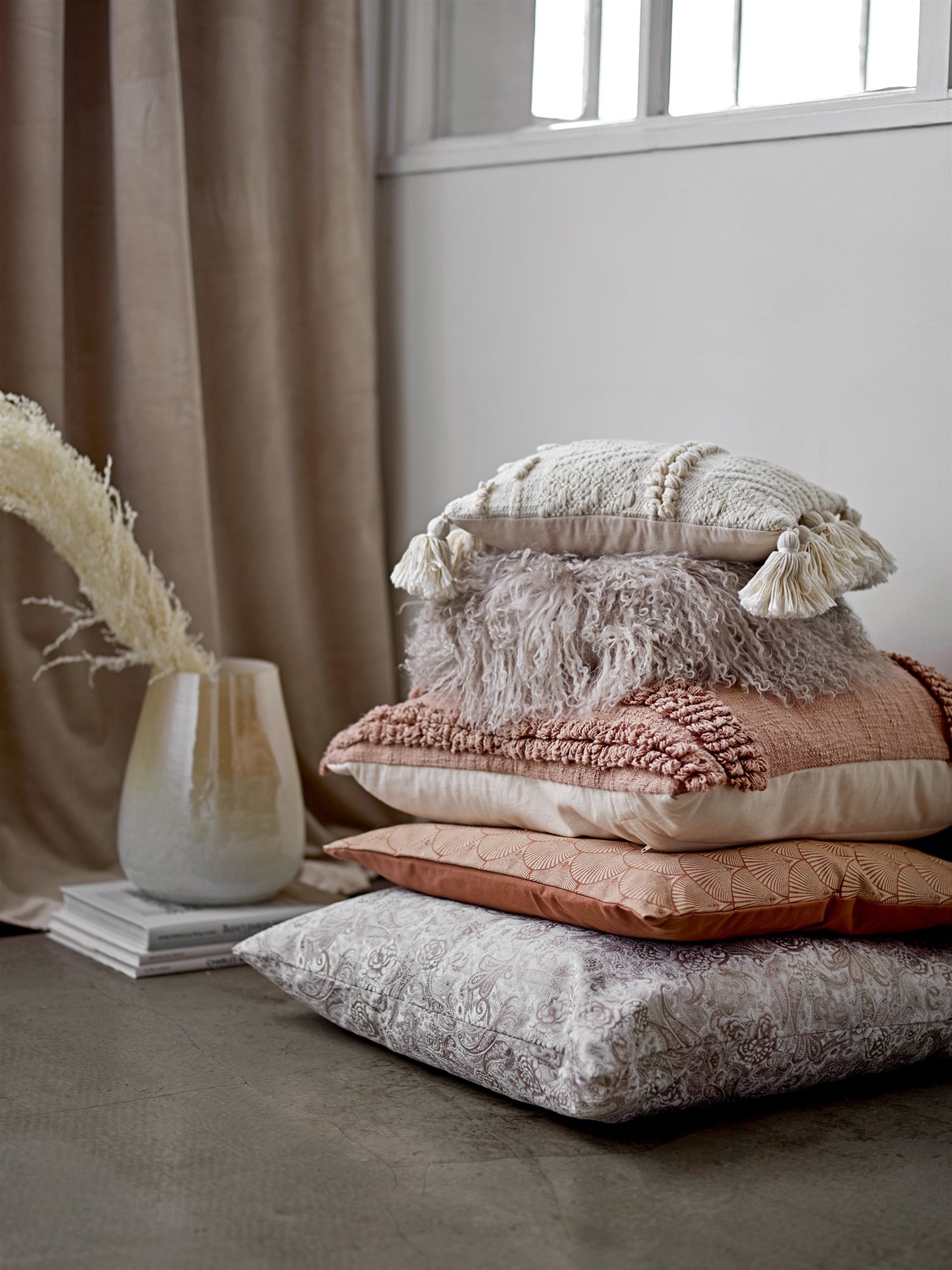 COTTON CUSHION