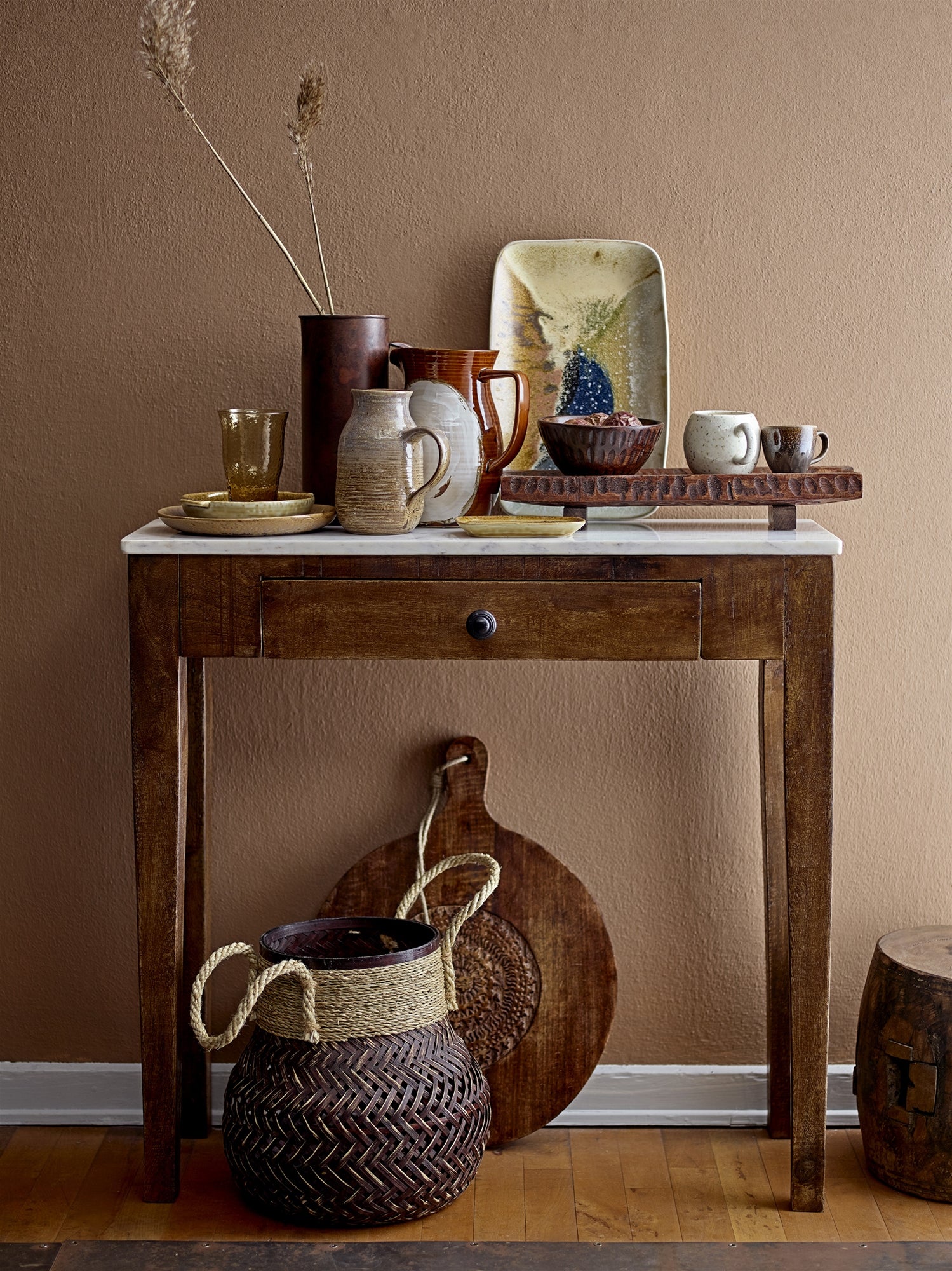 HAUGE MARBLE SIDETABLE