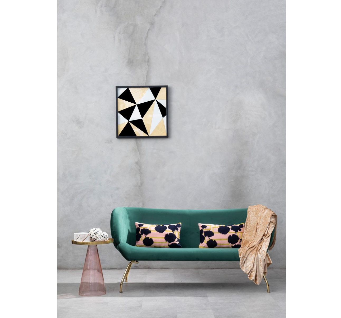 BOSIE OZELLA FLORAL DESIGN CUSHION